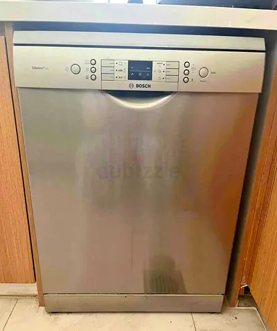Bosch freestanding stainless steel dishwasher - good condition
