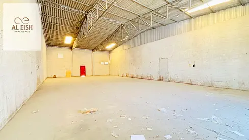 Spacious storage space | High Ceiling | Prime Location |2800 sqft | 210K Yearly