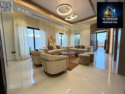 فيلا مع رووف و مصعد و كهرباء و ماء و مكيفات. تملك حر لجميع الجنسيات