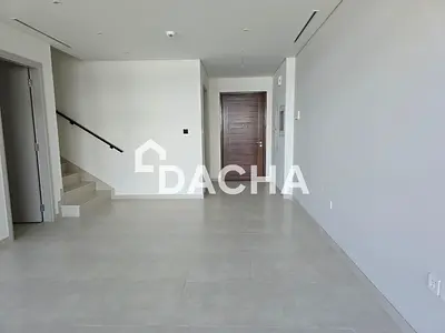Single Row | Spacious Townhouse | Vacant