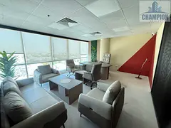 Fully Furnished And Upgraded - Spacious &amp; Vibrant - Ready 2 Move - Big Size