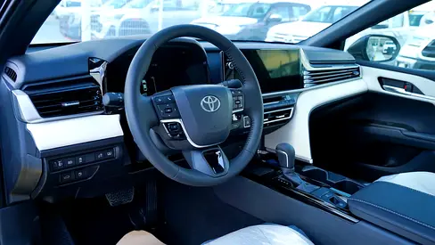صورة 13 لـ 2026 Toyota CAMRY