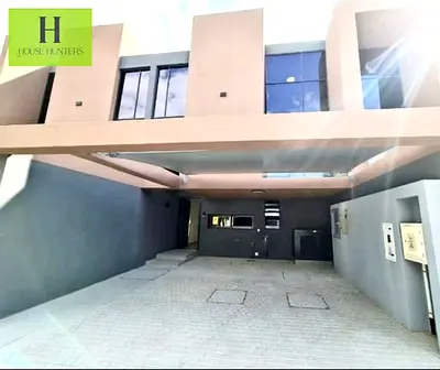 New Luxury Design 2BR Modern Townhouse Specious with All Amenities Green Community