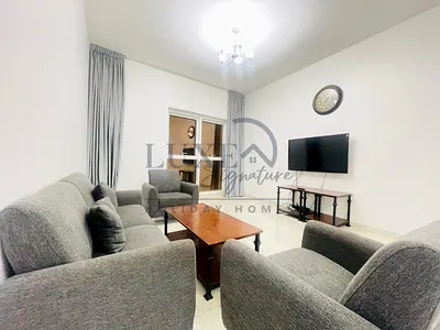 مفروشة بشكل مذهل 1BHK || مخطط كبير || اتصل بنا الآن