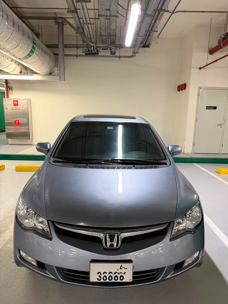 Honda Civic 2006 — photo 1 of 9