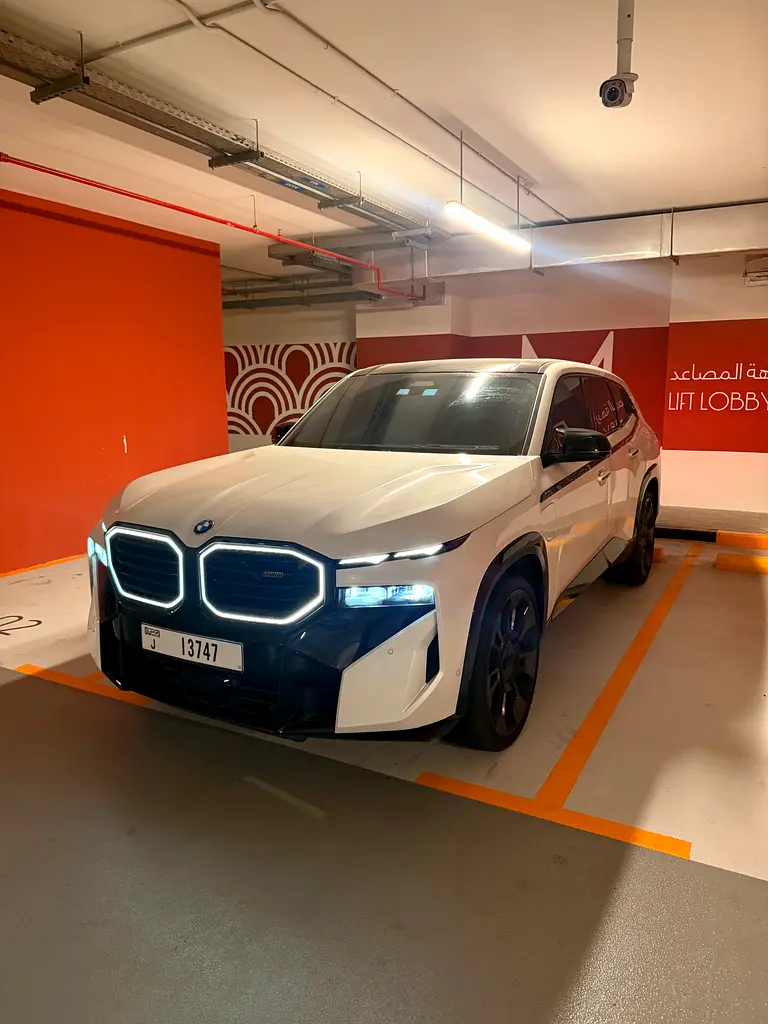 BMW XM 2023 — photo 1 of 14