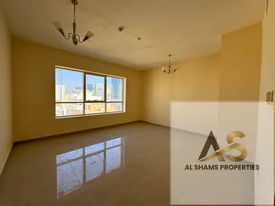 Luxury 2BHk with Parking Free OPPOSITE SAHARA CENTER Family Building