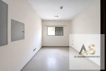 Value Studio | Balcony | Great Location