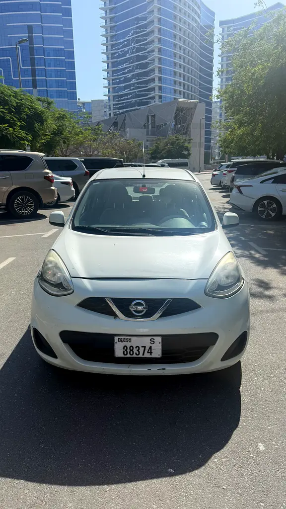 Nissan Micra 2020 — photo 1 of 8