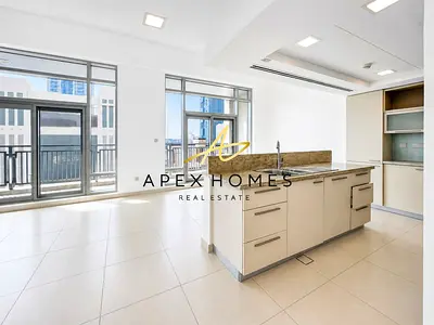 VACANT | LARGE LAYOUT | UNFURNISHED