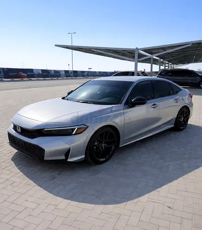 2025 HONDA CIVIC SPORT - 3000 KM  - CLEAN AND WELL MAINTAINED CAR