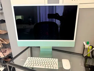Apple iMac 24-inch (M1) - Mint Green, Keyboard  Magic Mouse Included