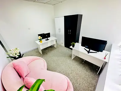 Offer For The Day!! Beautiful Office | Direct From Landlord | Near to Metro Station