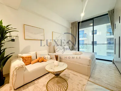 LAVIOUSLY FURNISHED CHIC STUDIO || READY TO MOVE IN