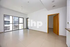 Flexible Cheques |Royal living| 1Min to Dubai mall