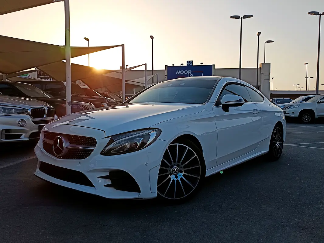 Mercedes-Benz C-Class 2018 — photo 1 of 13