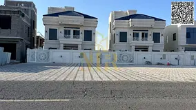 Al-Haliou Villa 2, prime location close to services, 3014 sq ft, 4 master bedrooms, two floors, pric