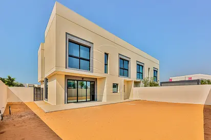 Single Row | 4BR Type 4SB | Golf Course View