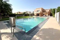 Upgraded | 5 Bedroom | Private Pool | Single Row