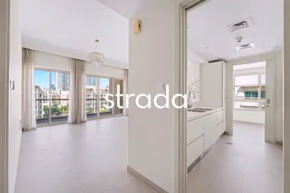 2 Bed + Study | Upgraded | Pool View
