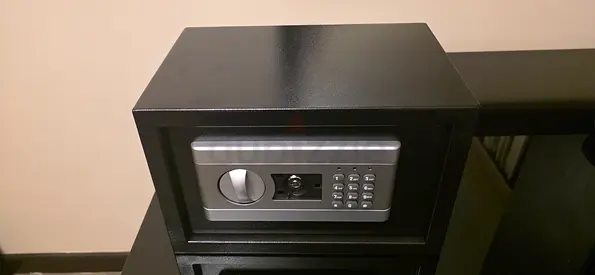 Locker safe box