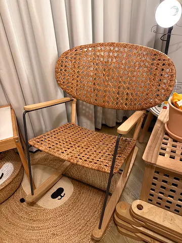 Rocking chair rattan