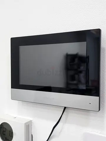 Hikvision Wall-Mounted Touchscreen Control Panel (Smart Home) - Good Working Condition