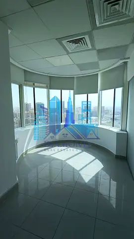 Big Size with Glass Partitions Office Available for Rent in Horizon Tower