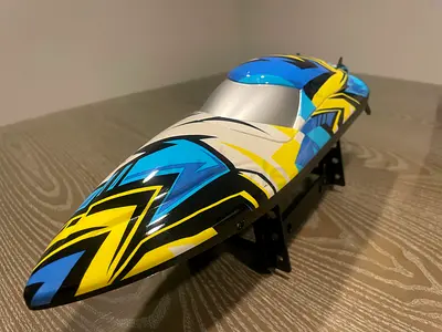 DEERC Brushless RC Boat, 30+ mph Fast Remote Control Boat - NEW