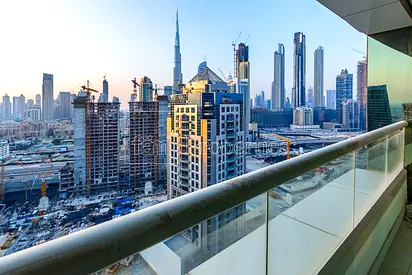 Corner Canal+Skyline View ! Furnished 1br