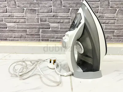 Philips 5000 Seires Steam Iron - 2400W, 160g Steam Boost, Corded iron