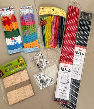 Kids arts and crafts items