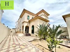 Specious Big Size 5BR Villa with Separate Majlis Outside Ready