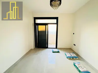 Brand new spacious 1BR= with Balcony = first shifftig