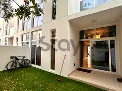 R2M14 | THREE BED PLUS MAIDS| VACANT