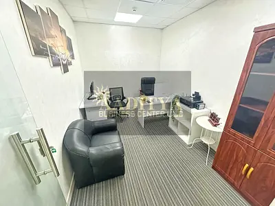 Spacious Office | Bank Account Assistance | Near to Public Transport |