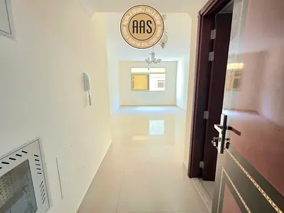 Spacious very nice 1bhk apartments with 2bathroom parking family building Rent 41k
