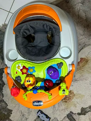 Chicco Baby Walker / Jumping with Activity Tray - Good Condition