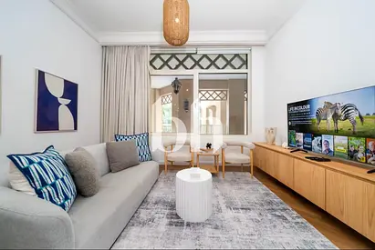 Vacant | Fully Furnished | Fully Upgraded