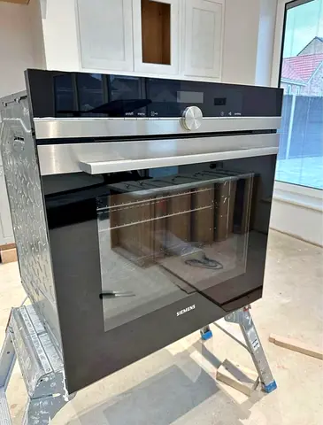 Siemens Built-in Electric Oven -iq700 series