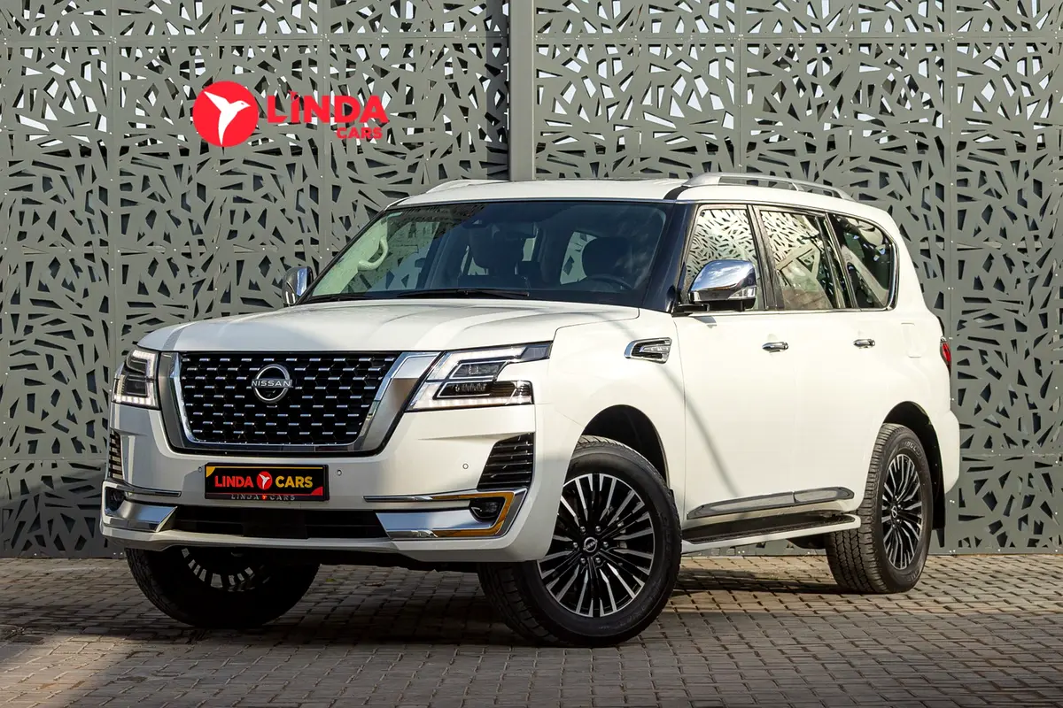 Nissan Patrol 2024 — photo 1 of 20
