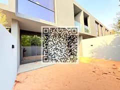 Brand New 4BHK Middle Townhouse Villa in Robinia