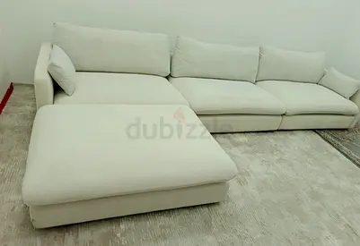Great condition oc home luxury sofa with ottoman
