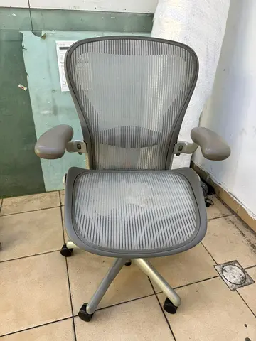 Selling herman miller mirra 2 chair.good condition only little use