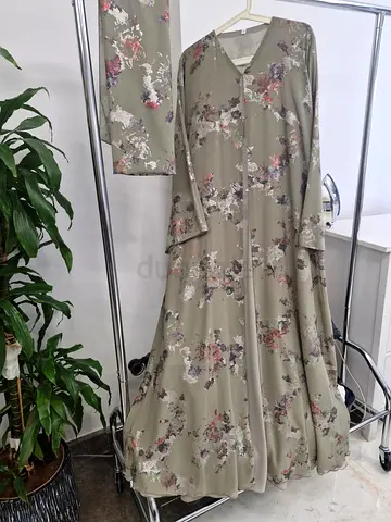 Abaya unwanted gift