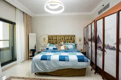 Large Studio for Rent in Business bay