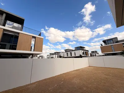 Internal Road | Ready to move in | Linear park view