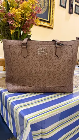 Guess hand bag