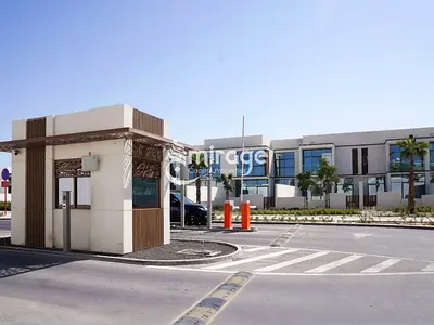 Ready To Move | Vacant 2BR TH | Souk Al Jubail