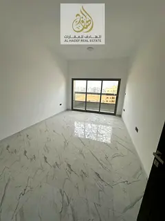 One month free, built-in wardrobes, balcony, spacious, prime location, easy access